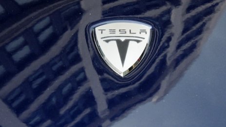 Tesla с рекордни продажби и 55% ръст за първото тримесечие