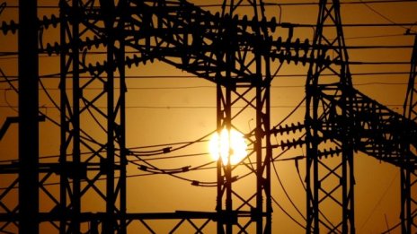 Гръцката енергийна PPC изтегли заем, за да покрие дълговете си