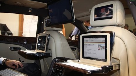 Bentley покани Apple в своя Mulsanne 