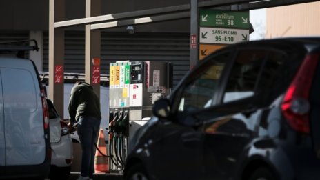 Войната в Украйна може да свие френската икономика с до 1%