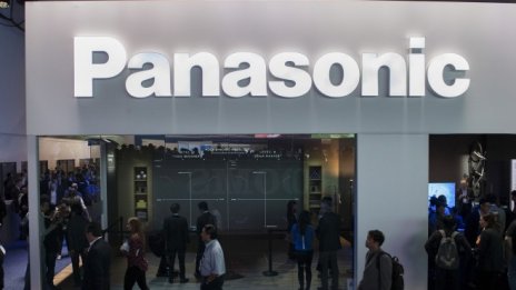 Panasonic вече води преговори къде да построи новия си завод за батерии в САЩ