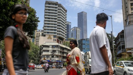 Японският индекс Nikkei се понижи за осми пореден ден