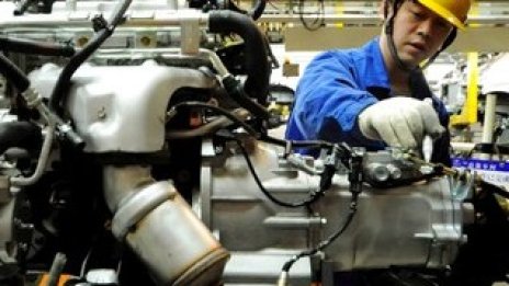 Китайският производствен сектор отбелязва спад на фона на търговската война