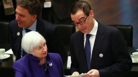 Манучин: Джанет Йелън остава сред разглежданите кандидати за председател на Фед