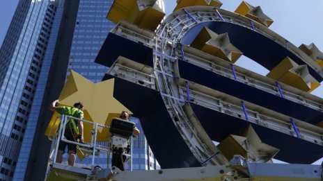 ЕЦБ предупреждава за риск от корекция на финансовите пазари