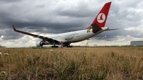 Турция предлага на авиокомпаниите да съкращават първо чуждестранните си служители