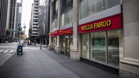 Wells Fargo възобновява съкращенията на персонала