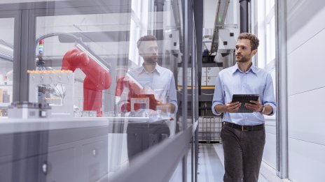 Lenovo записа 3% ръст на приходите и засилва работата си в сферата на изкуствения интелект