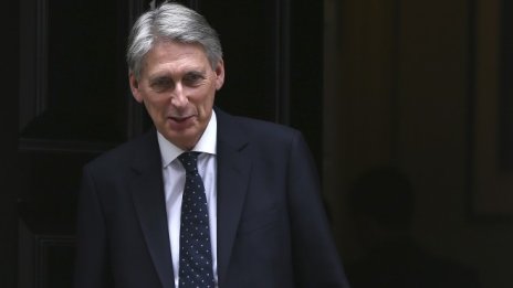 Бивш британски министър търси начин да блокира възможността за твърд Brexit