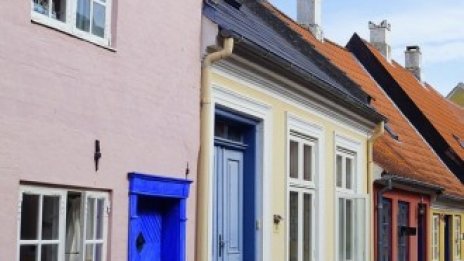 Дания ще промени закони, за да спре повишаването на наемите от Blackstone