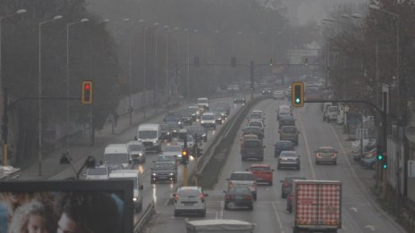 МОСВ води преговори за забрана на помощите за отопление с въглища и дърва