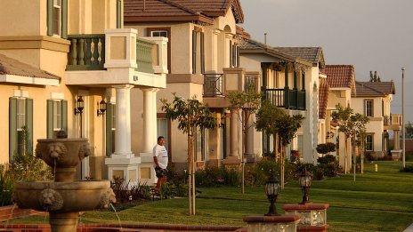 САЩ са пълни с милионери без пари