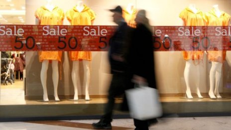 България е сред държавите в ЕС с най-силен спад на продажбите на дребно през април