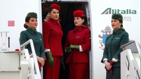 32 кандидат-купувача за Alitalia