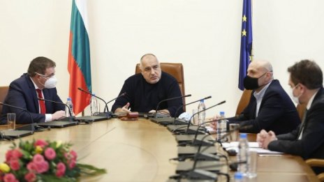 Удължават извънредната епидемична обстановка до 30 април