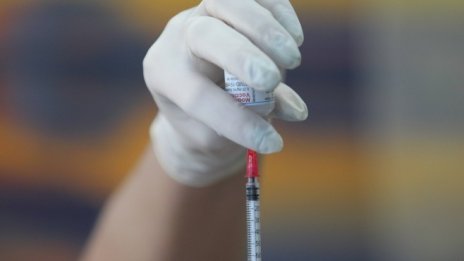 Продаде ли AstraZeneca ваксините срещу коронавируса за ЕС на Великобритания?