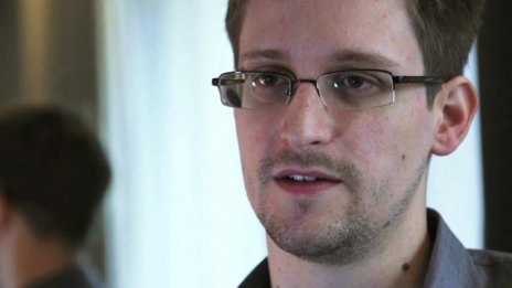 Плах тинейджър и компютърен маниак