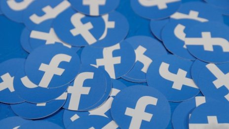 Facebook обединява разплащанията в услугите си с Facebook Pay