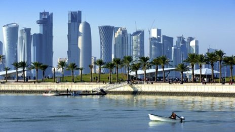 Fitch понижи кредитния рейтинг на Катар