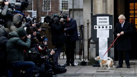 Борис Джонсън печели категорична победа на изборите във Великобритания