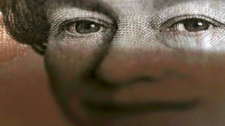 Паундът достигна най-високите си стойности от 2017 г. след победата на Джонсън