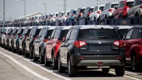 Британският автомобилен пазар се възстановява през март