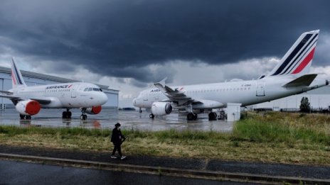 Френската държава става най-големият единичен акционер в Air France-KLM