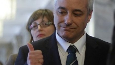 Кой ще управлява България до изборите?