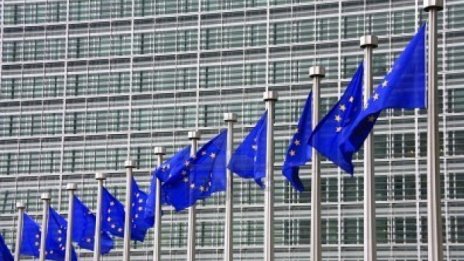 ЕС и Либия засилват сътрудничеството си за борба с нелегалната миграция