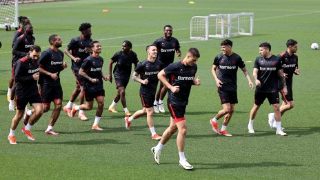 Футболът пред бизнеса, или как Байер побеждава, но не и Bayer