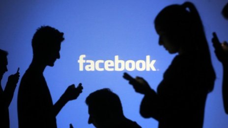 Facebook добавя над 200 млрд. долара към глобалната икономика, сочи доклад