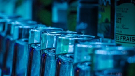 Данъчни проверяват собственици на барове, ресторанти и дискотеки