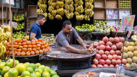 Кои са добрите примери за успешни и помагащи хора в Африка