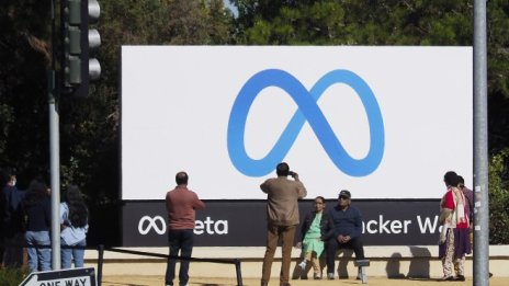 Акционерите настояват пред Meta за промени в управлението