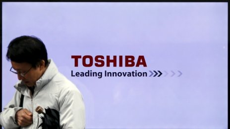 Облаците над Toshiba се смрачават 