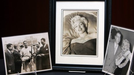 Снимки на Мерилин Монро бяха продадени за 400 хил. долара