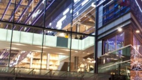 Изграждането на нови молове на Острова се забави до нивото от 60-те години