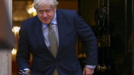 Великобритания се готви за „твърд пазарлък“ със САЩ