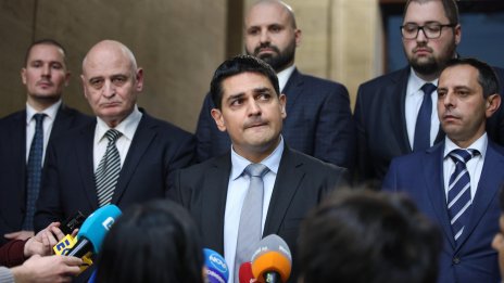 Парламентарната група на МЕЧ се разпадна