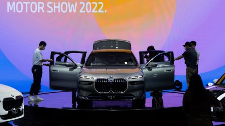 BMW очаква нови ограничения в Китай заради коронавируса през 2023 г.