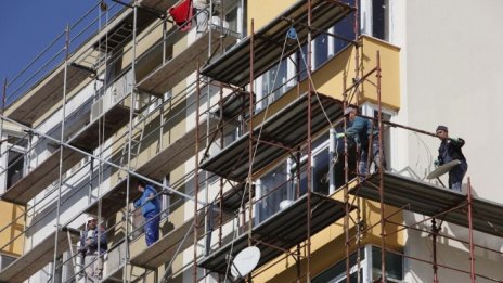 Първите три месеца на 2018 г.: повече сгради, но с по-малко жилища 