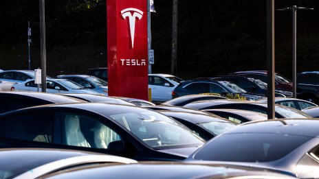Брандът Tesla е загубил 15 млрд. долара от стойността си през 2024 г.
