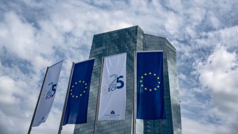 Рецесията в Германия вече е забравена, докато ЕЦБ затяга лихвения обръч около инфлацията