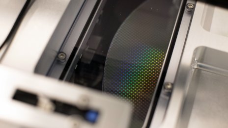 Председателят на ABB: Най-лошото от кризата с чиповете вече е зад гърба ни