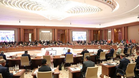 Могъщите блокове поставят многостранния геополитически модел в задънена улица