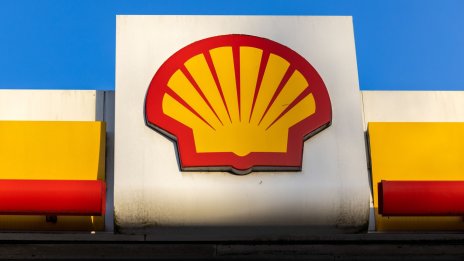 Shell продължава да търгува с руски газ въпреки поетите ангажименти