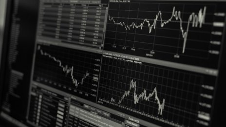 Малките дружества на Wall Street побеждават големите