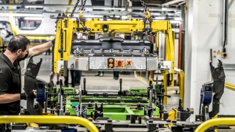 Stellantis заплашва да напусне Великобритания, ако Лондон не облекчи целите за електромобили