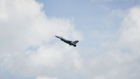 Д. Ставрев: Има опасност България да не изпълнява ангажиментите си към НАТО от 2023 г.