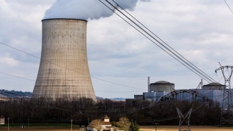 Виетнам и Русия засилват отношенията си в ядрената енергетика